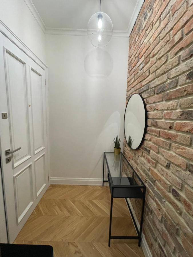 Apartament Grafitowy Apartman Poznań Kültér fotó